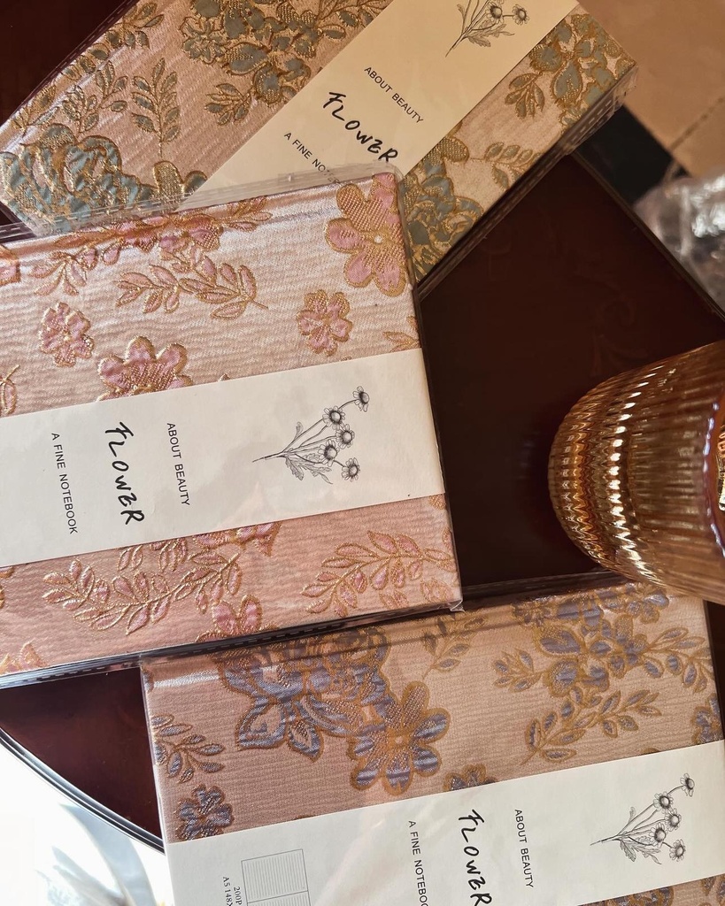 Metallic Shimmery Fine Fabric Journal - دفتر بغلاف قماش لامع
